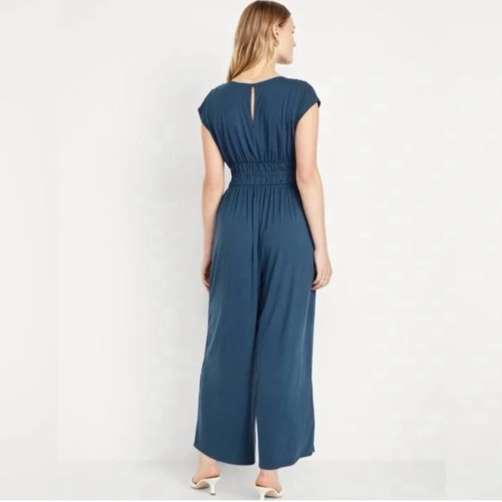 Old Navy TALL Teal Wide-Leg V-Neck Jumpsuit - Picture 2 of 6